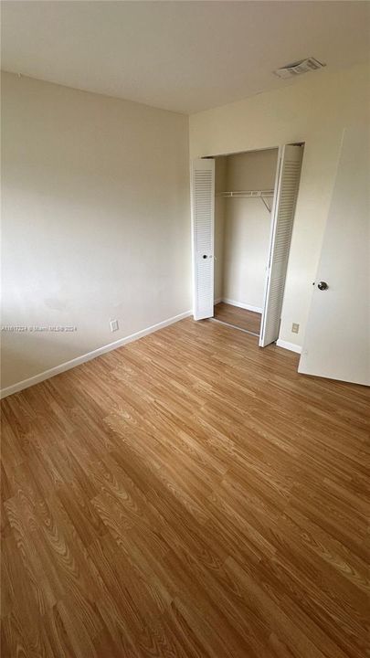 For Rent: $1,900 (2 beds, 2 baths, 850 Square Feet)