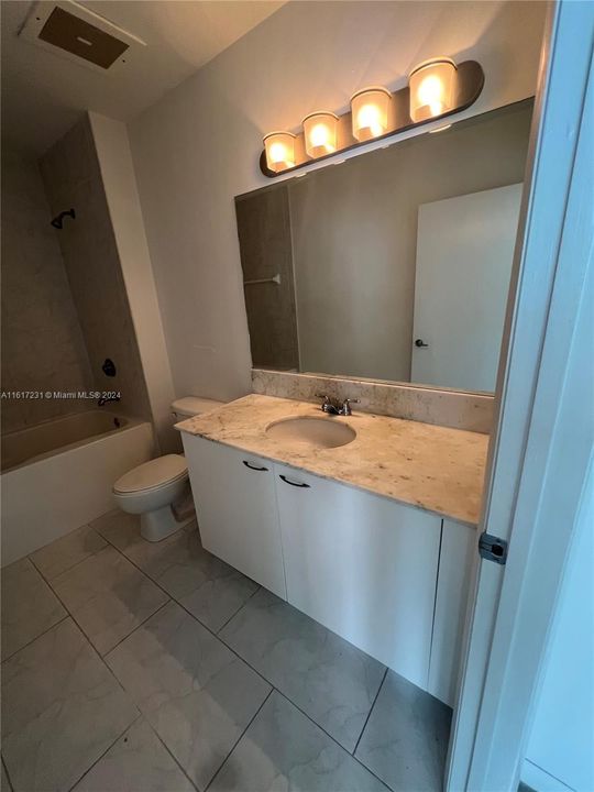 Recently Rented: $2,250 (1 beds, 1 baths, 620 Square Feet)