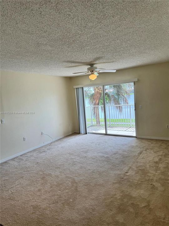 For Rent: $2,100 (2 beds, 2 baths, 1246 Square Feet)