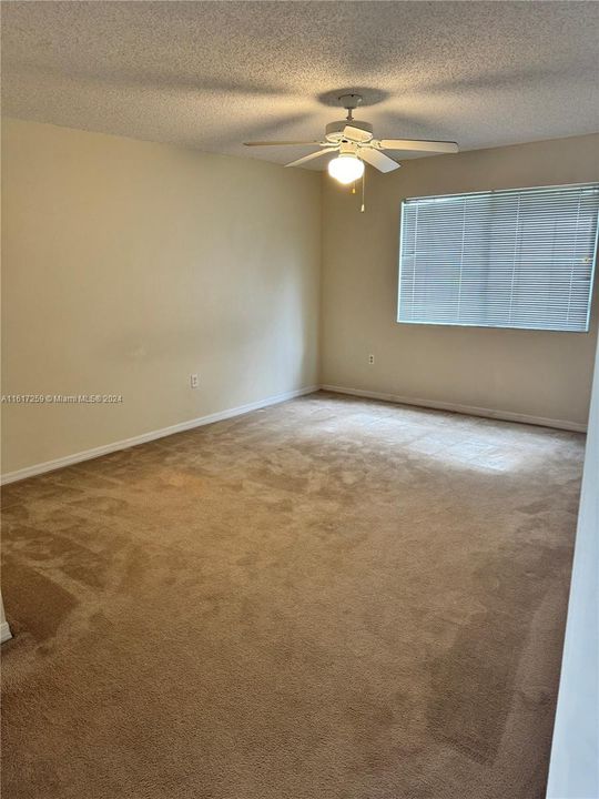 For Rent: $2,100 (2 beds, 2 baths, 1246 Square Feet)