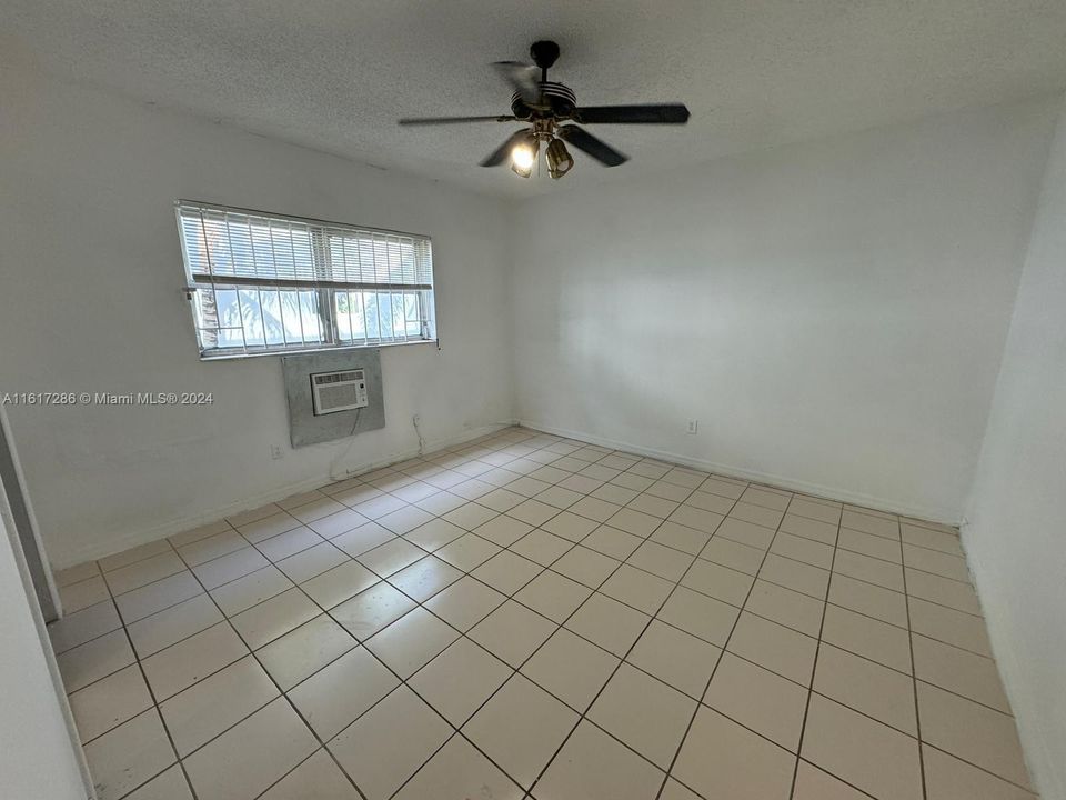 For Sale: $185,000 (1 beds, 1 baths, 0 Square Feet)