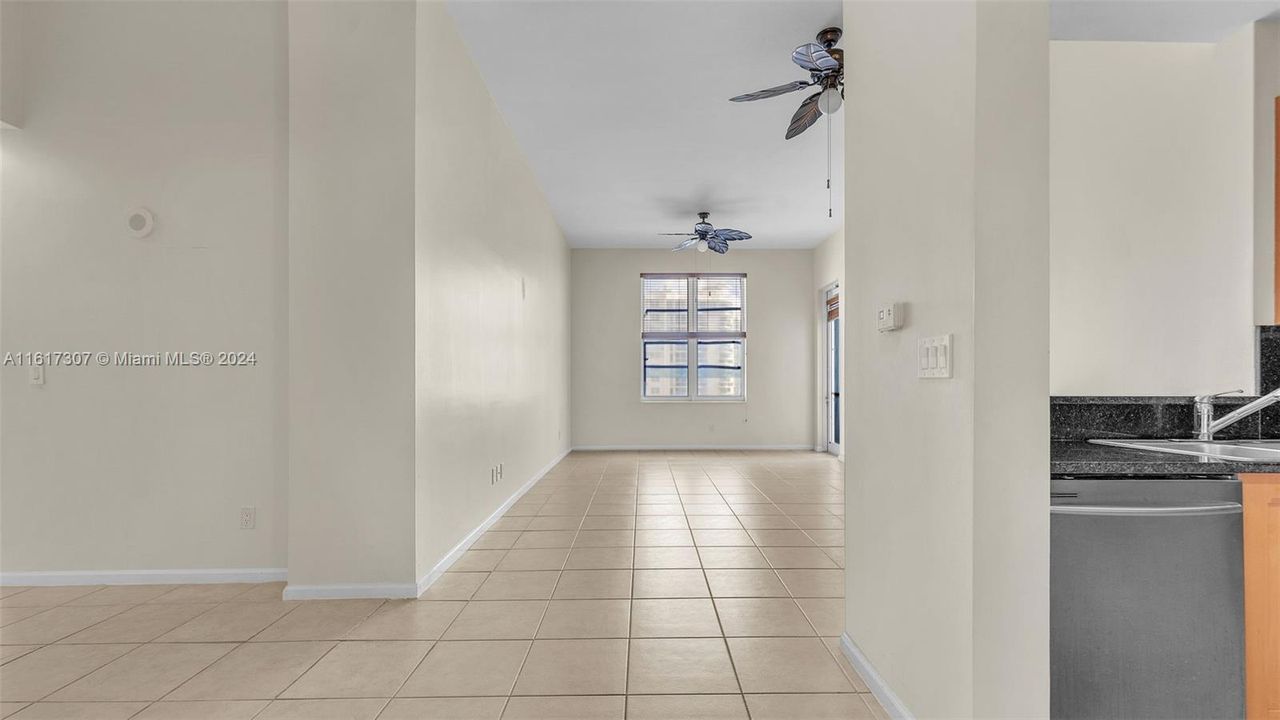 For Sale: $584,900 (2 beds, 2 baths, 1246 Square Feet)