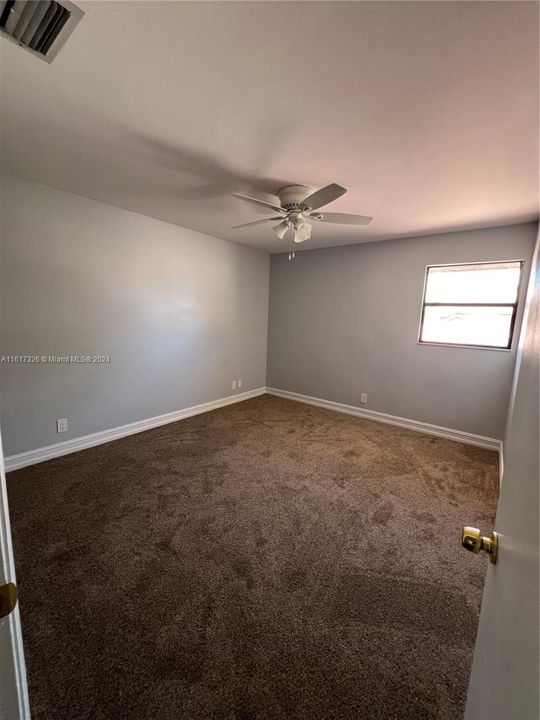 For Rent: $3,850 (3 beds, 2 baths, 1800 Square Feet)