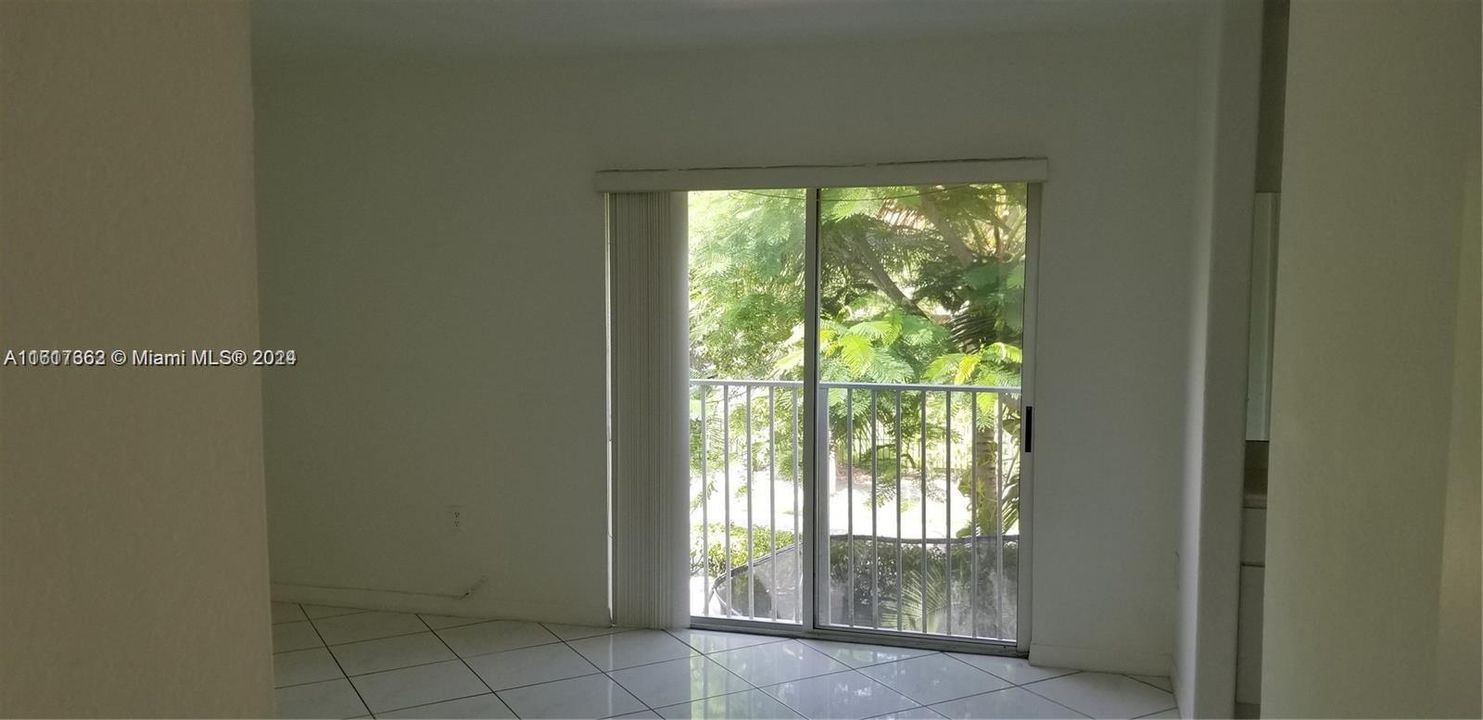 For Rent: $2,800 (3 beds, 2 baths, 1330 Square Feet)