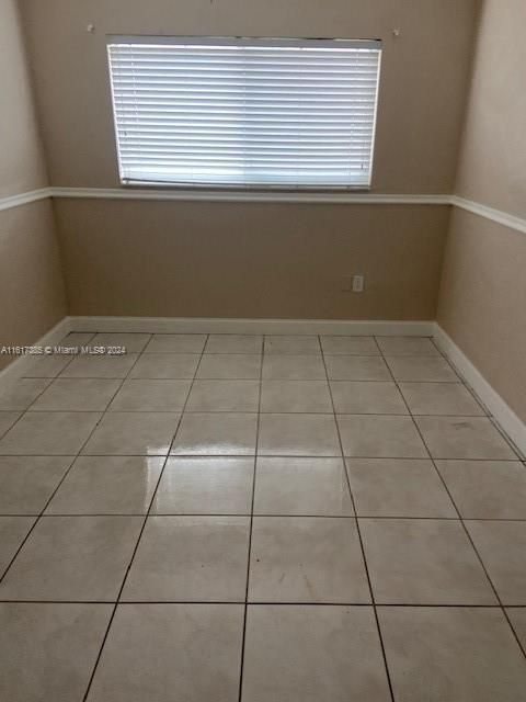 For Rent: $3,500 (4 beds, 2 baths, 1625 Square Feet)