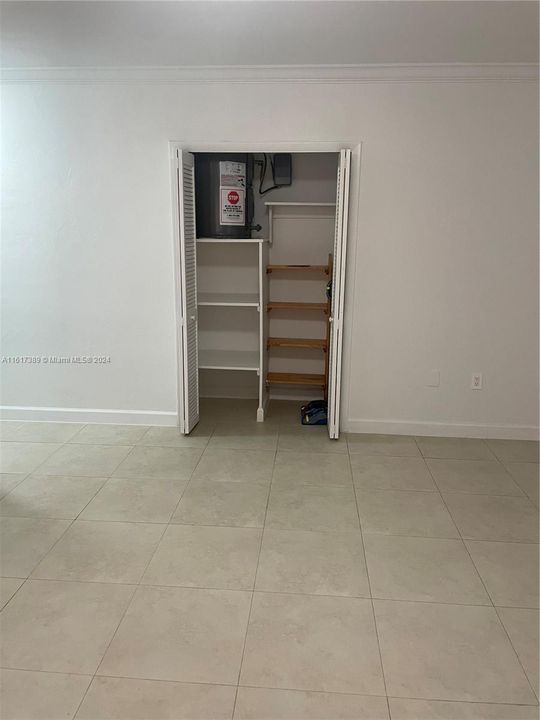 For Rent: $4,500 (2 beds, 2 baths, 1230 Square Feet)