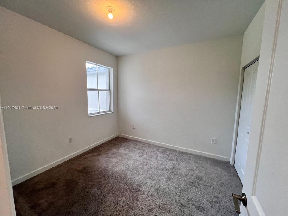 For Rent: $2,650 (3 beds, 2 baths, 1393 Square Feet)