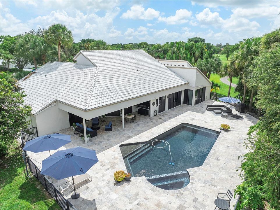 Recently Sold: $940,000 (3 beds, 3 baths, 4096 Square Feet)