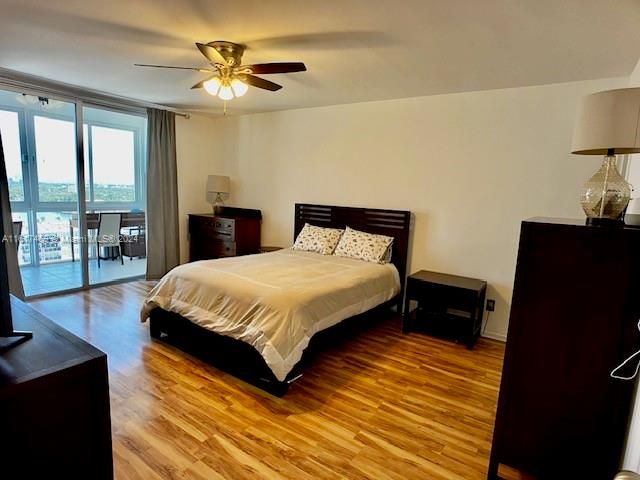 For Rent: $3,600 (1 beds, 1 baths, 980 Square Feet)