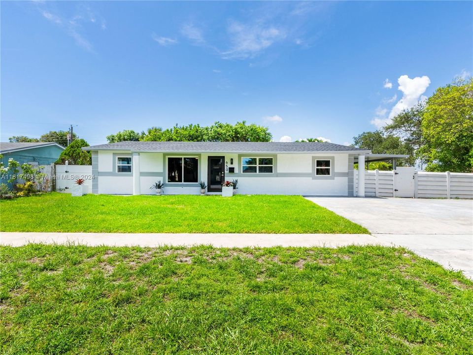 Recently Sold: $549,999 (3 beds, 2 baths, 2337 Square Feet)