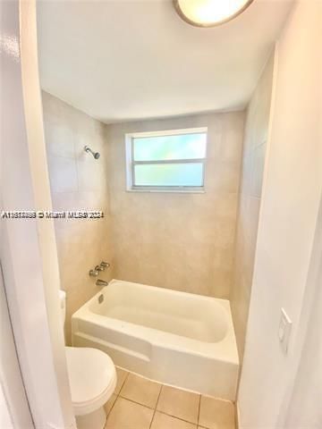 For Rent: $1,520 (1 beds, 1 baths, 564 Square Feet)