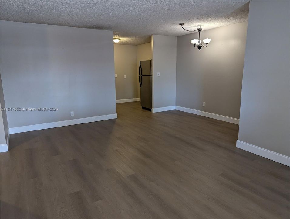 Recently Sold: $173,000 (2 beds, 1 baths, 830 Square Feet)