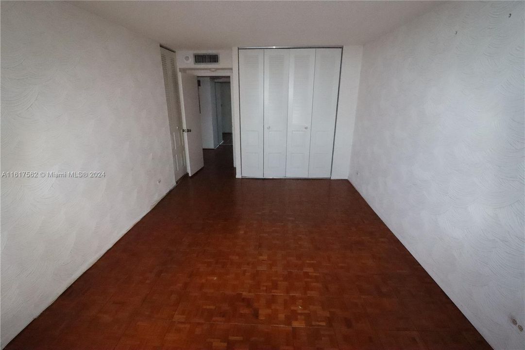 En Venta: $575,000 (2 camas, 2 baños, 1856 Pies cuadrados)