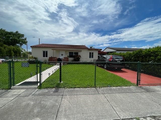 Vendido Recientemente: $630,000 (5 camas, 3 baños, 1809 Pies cuadrados)