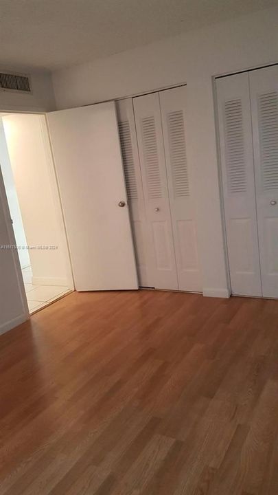 Recently Rented: $2,590 (2 beds, 1 baths, 831 Square Feet)