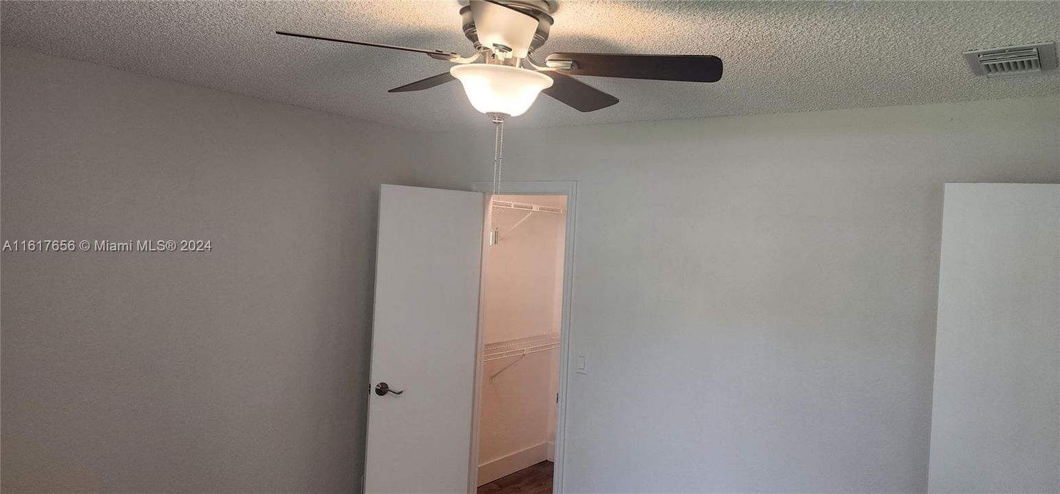 For Rent: $2,100 (2 beds, 2 baths, 1027 Square Feet)