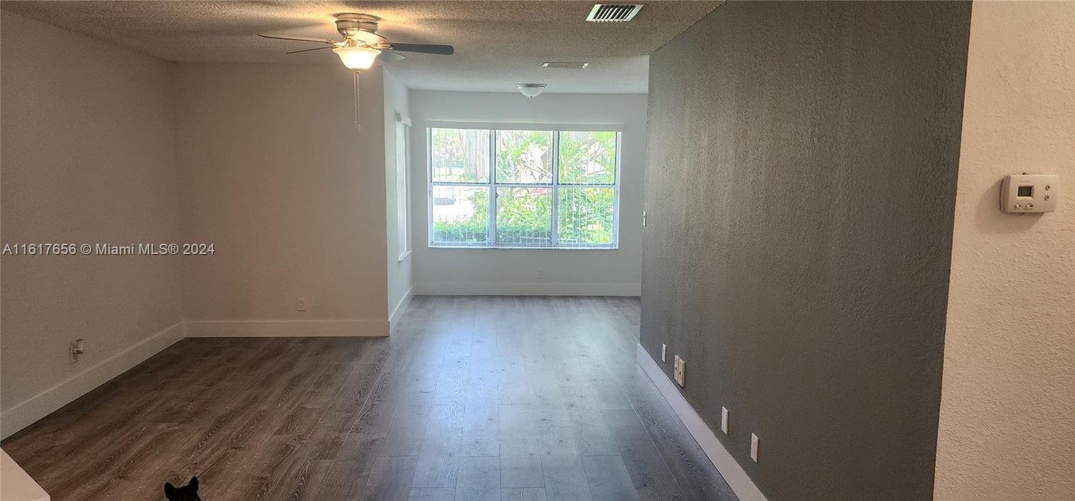 For Rent: $2,100 (2 beds, 2 baths, 1027 Square Feet)