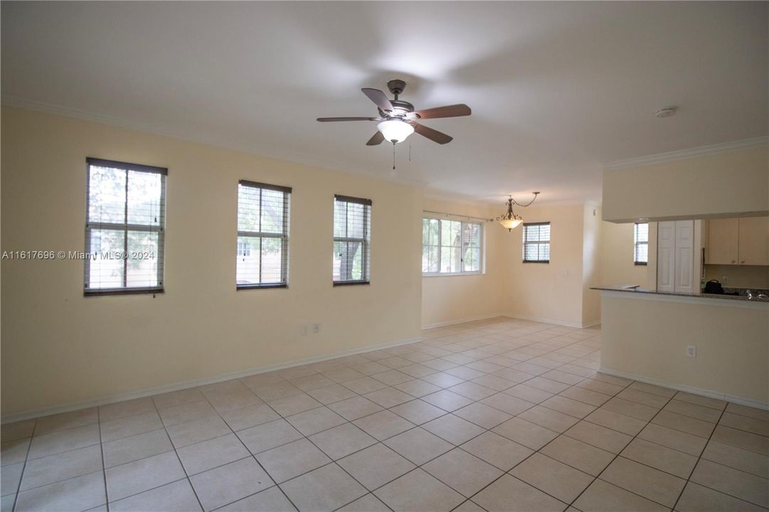 For Rent: $2,700 (2 beds, 2 baths, 1205 Square Feet)