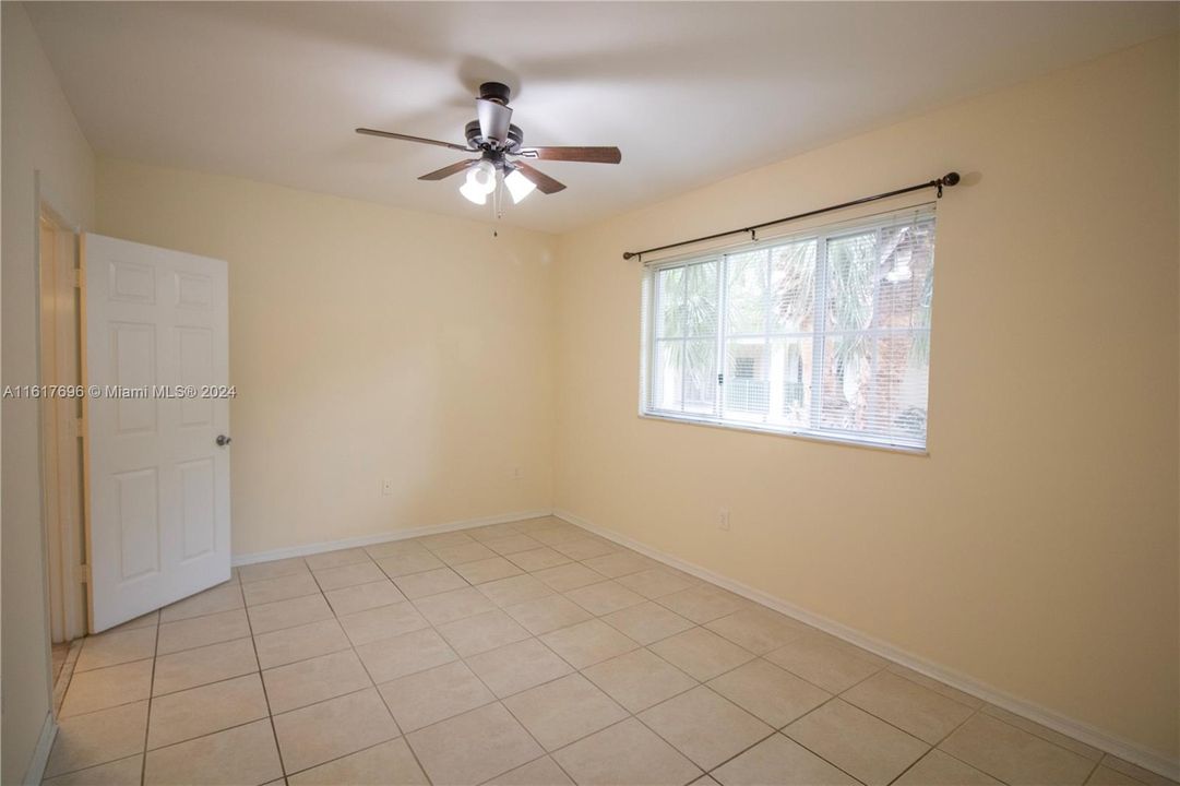 For Rent: $2,700 (2 beds, 2 baths, 1205 Square Feet)