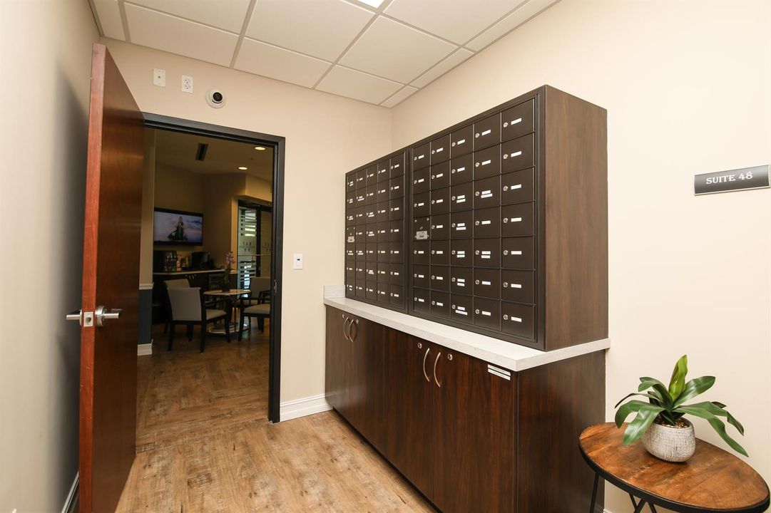 Mailbox 1