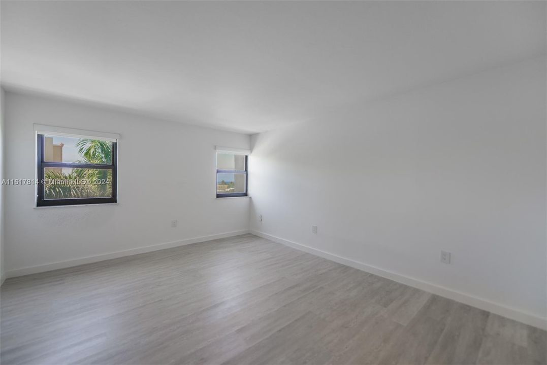 For Sale: $770,000 (2 beds, 2 baths, 1570 Square Feet)