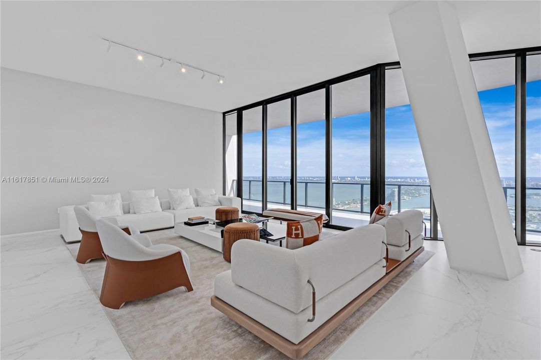 For Sale: $7,995,000 (4 beds, 5 baths, 4755 Square Feet)