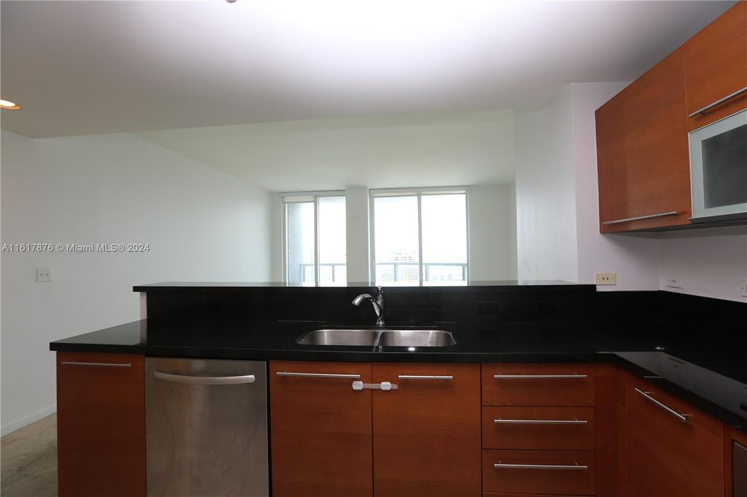 For Rent: $3,800 (2 beds, 2 baths, 1203 Square Feet)