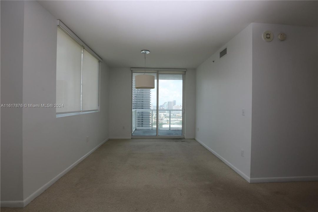 For Rent: $3,800 (2 beds, 2 baths, 1203 Square Feet)