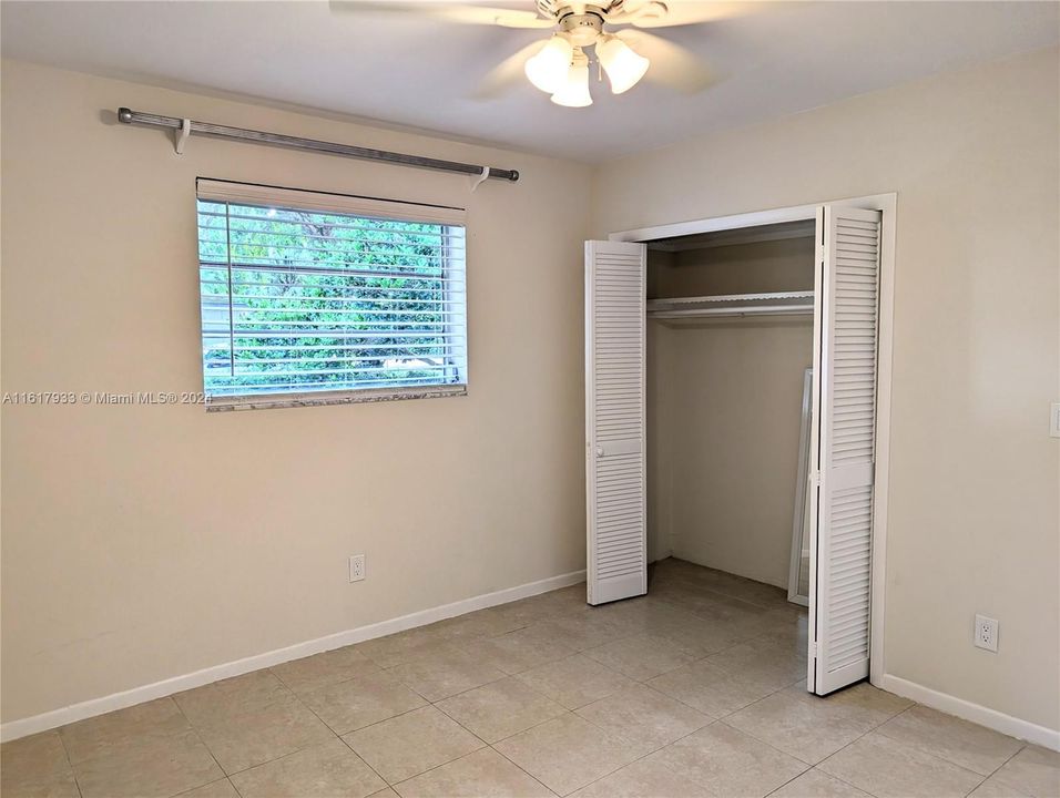 For Rent: $4,850 (3 beds, 2 baths, 1800 Square Feet)