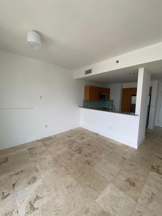 Recently Sold: $387,000 (0 beds, 1 baths, 551 Square Feet)