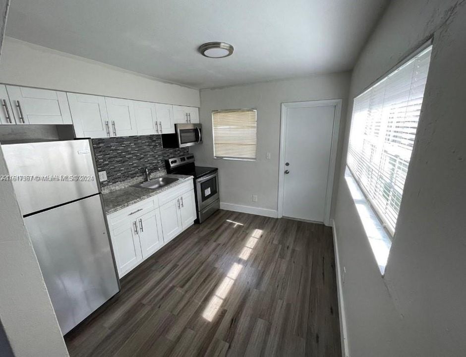 Recently Rented: $1,675 (2 beds, 1 baths, 0 Square Feet)