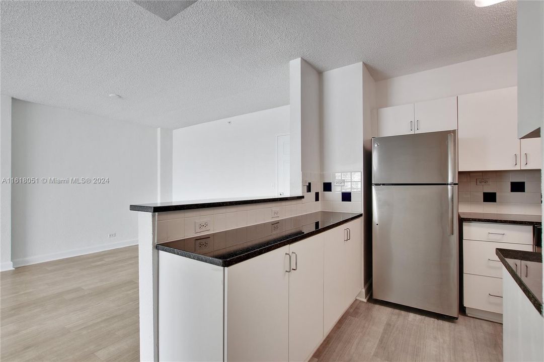 For Rent: $5,138 (2 beds, 2 baths, 1155 Square Feet)