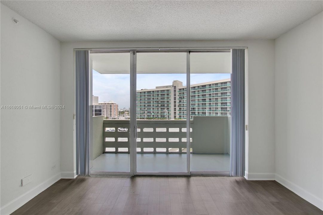 For Rent: $5,138 (2 beds, 2 baths, 1155 Square Feet)