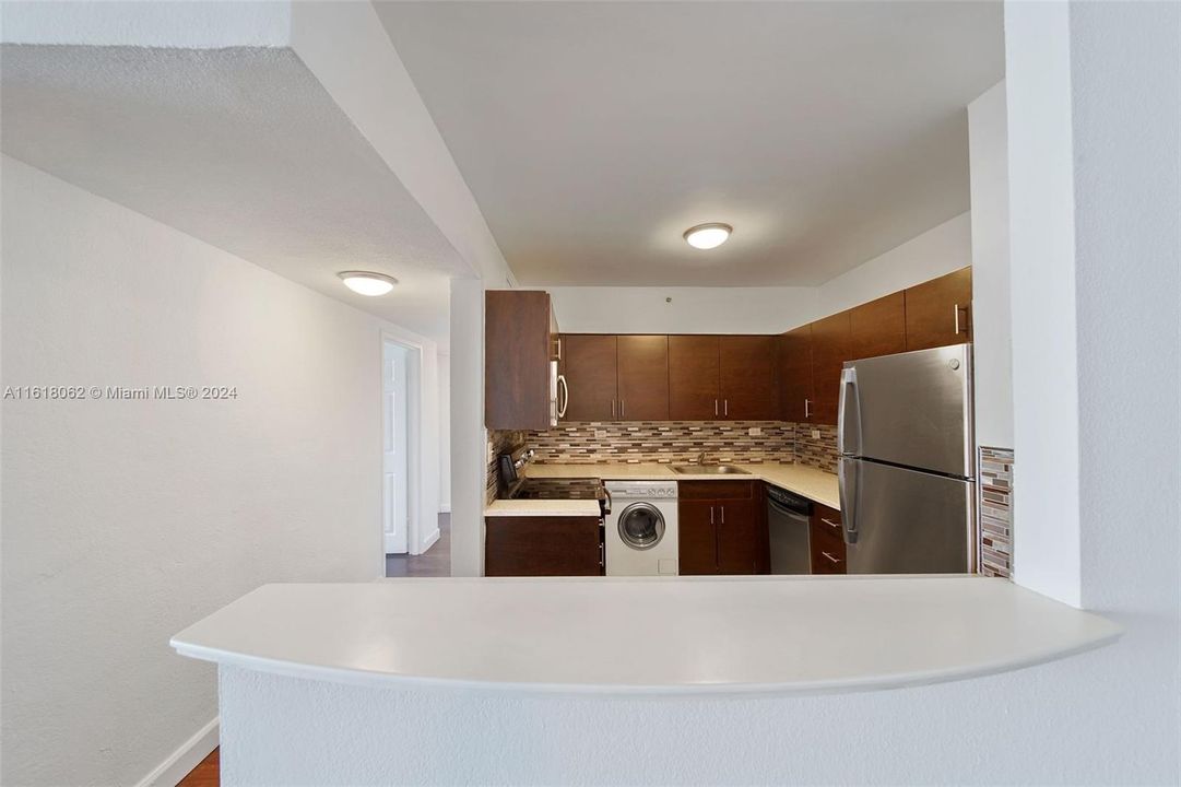 For Rent: $3,361 (2 beds, 2 baths, 1120 Square Feet)