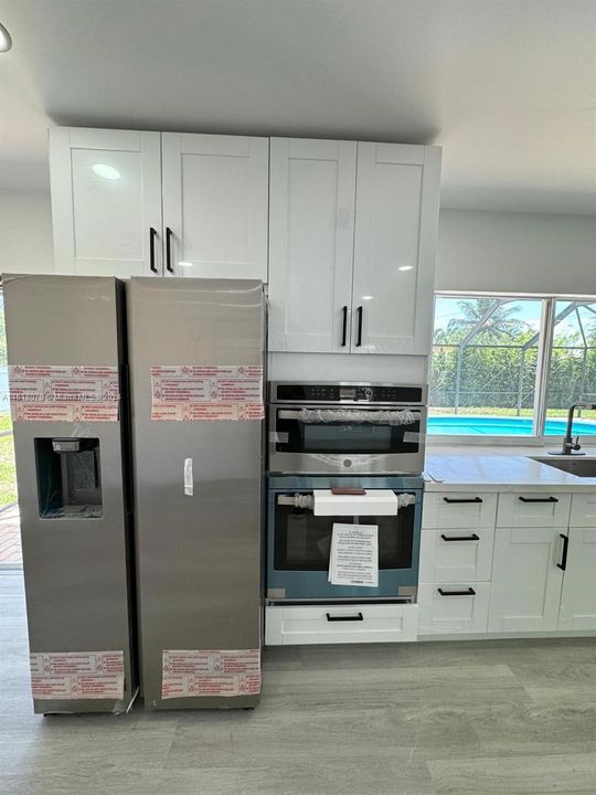 En Venta: $675,000 (4 camas, 3 baños, 1701 Pies cuadrados)