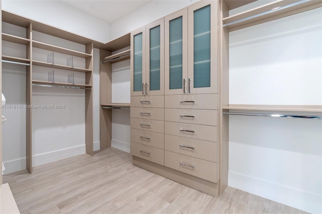 Master Bedroom Closet