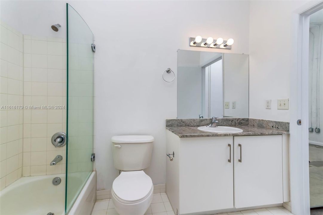 For Rent: $2,399 (1 beds, 1 baths, 643 Square Feet)