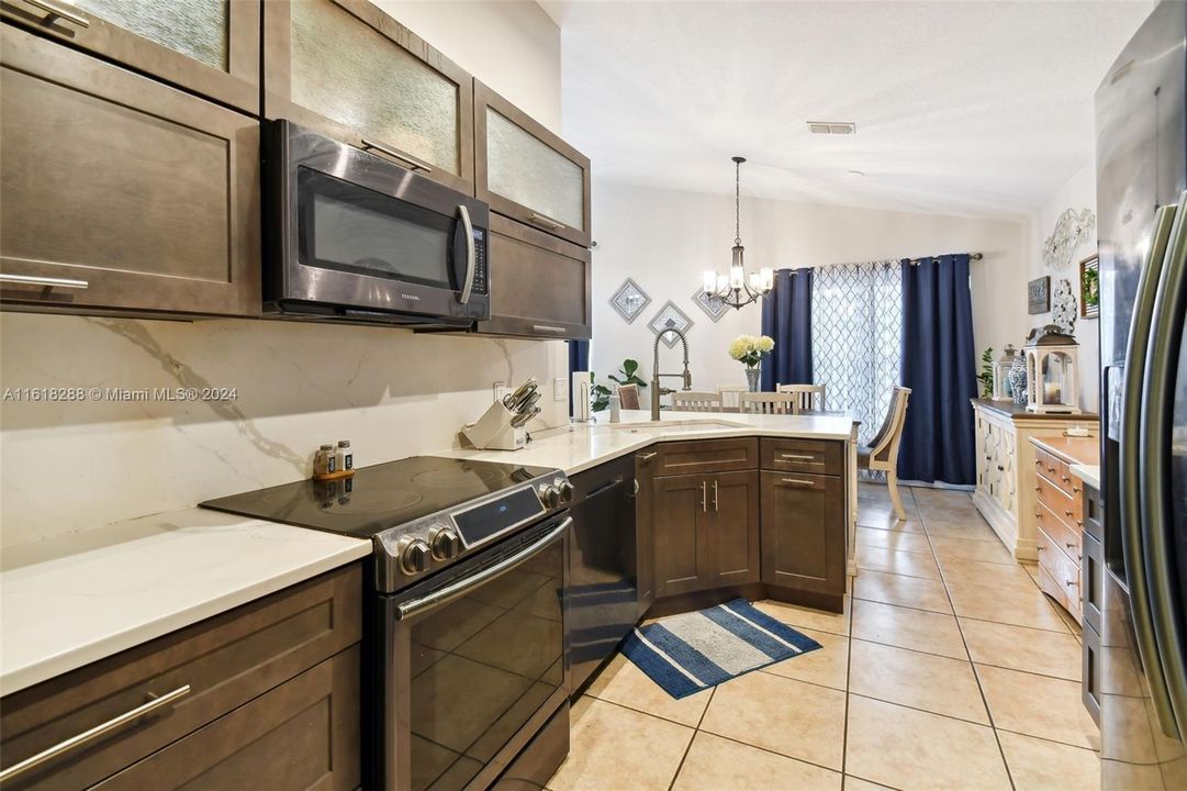 For Sale: $449,000 (3 beds, 2 baths, 1514 Square Feet)