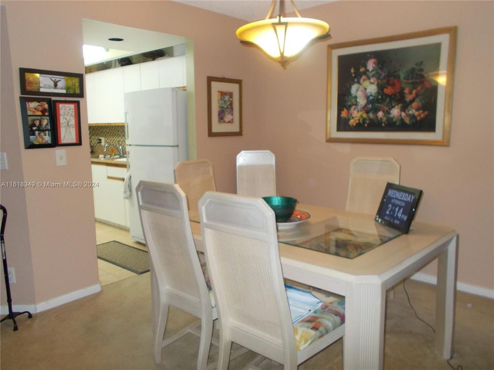 For Sale: $258,500 (2 beds, 2 baths, 1351 Square Feet)