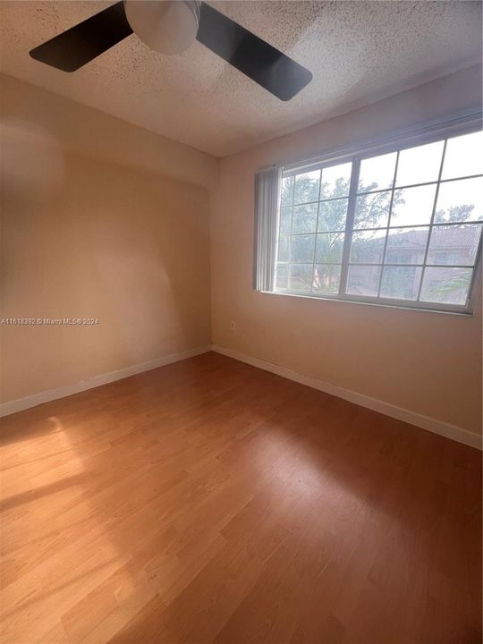 Recently Rented: $2,500 (2 beds, 2 baths, 1054 Square Feet)