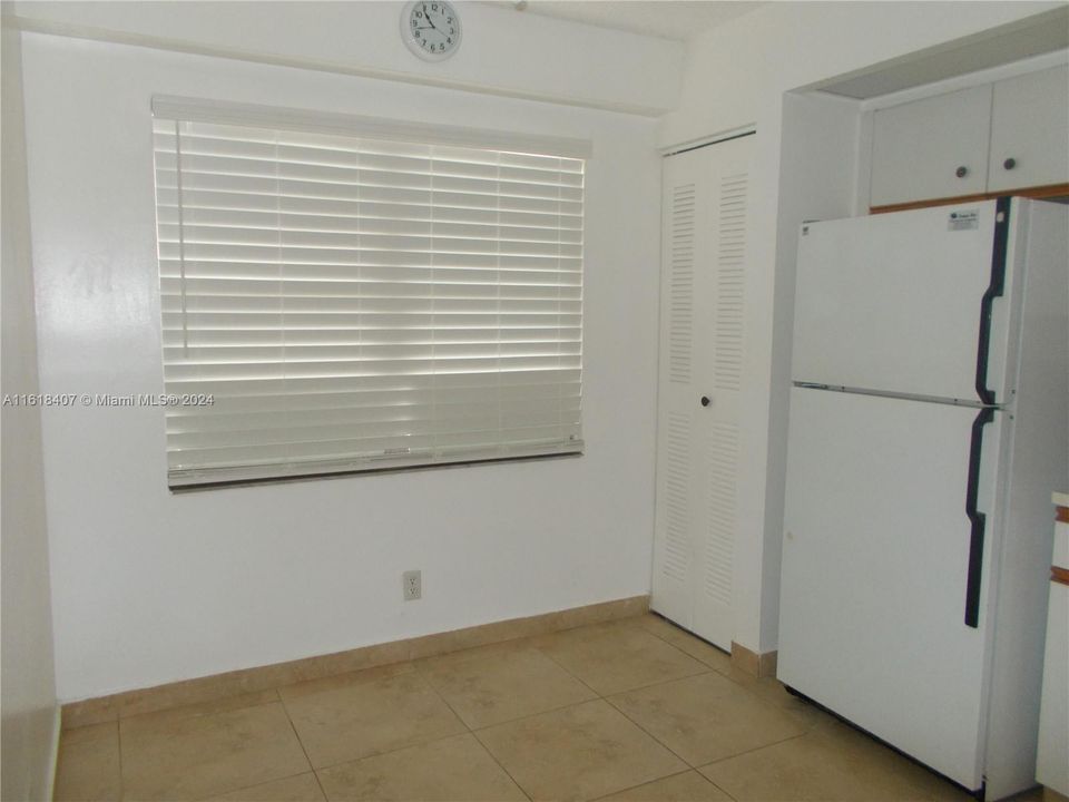 For Rent: $2,200 (2 beds, 2 baths, 1192 Square Feet)