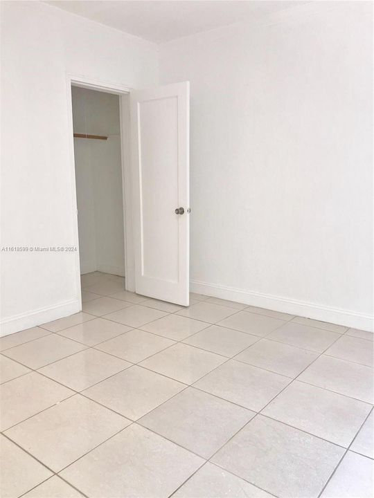 For Rent: $1,750 (1 beds, 1 baths, 548 Square Feet)