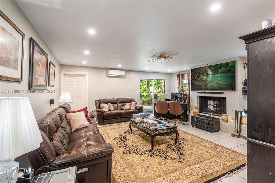 For Sale: $1,190,000 (4 beds, 3 baths, 3105 Square Feet)