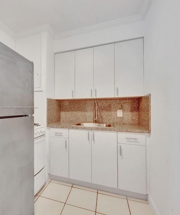 For Rent: $1,750 (1 beds, 1 baths, 548 Square Feet)