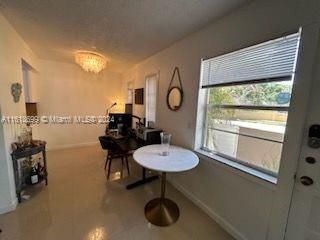 For Sale: $390,000 (1 beds, 1 baths, 600 Square Feet)