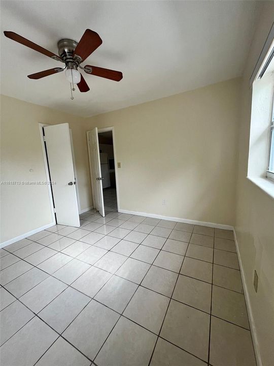 For Rent: $1,900 (1 beds, 1 baths, 8723 Square Feet)