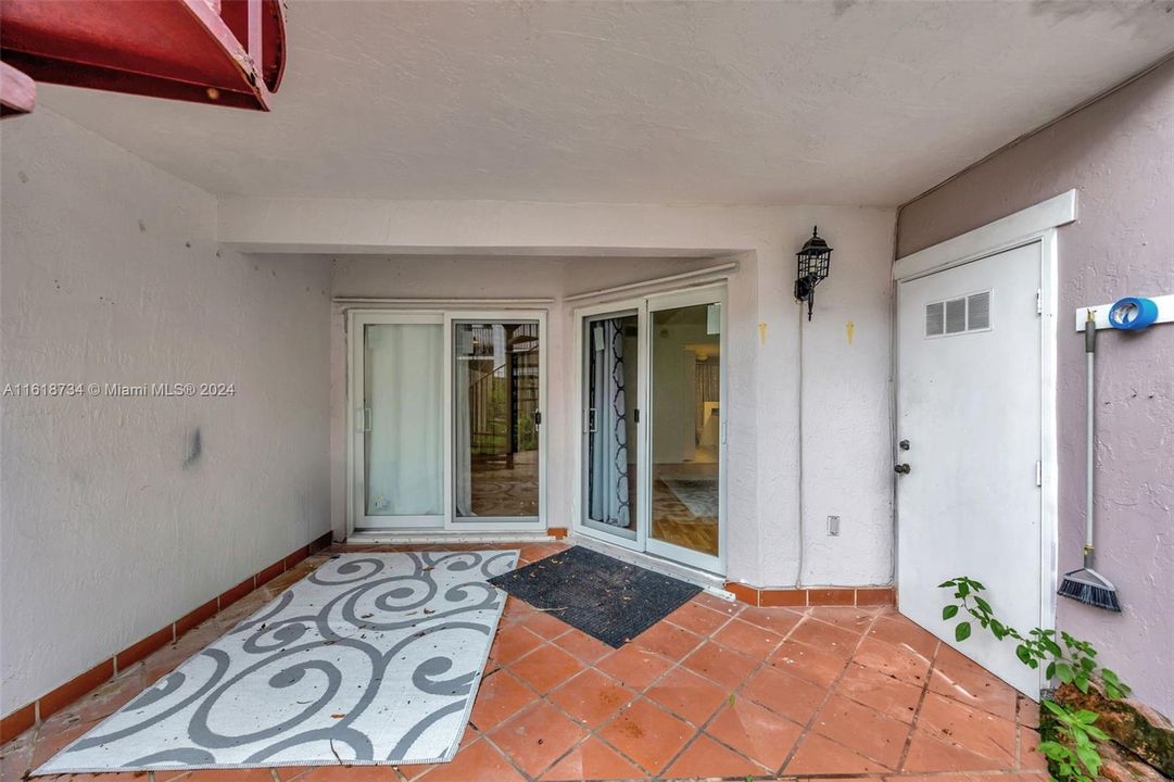 En Venta: $498,000 (4 camas, 2 baños, 1790 Pies cuadrados)