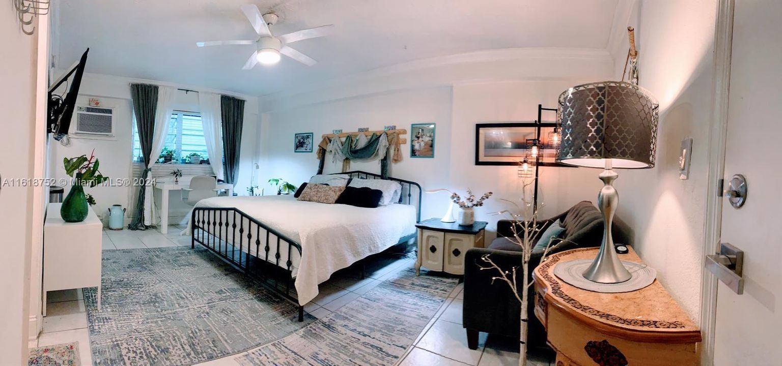 Recently Rented: $1,900 (0 beds, 1 baths, 0 Square Feet)