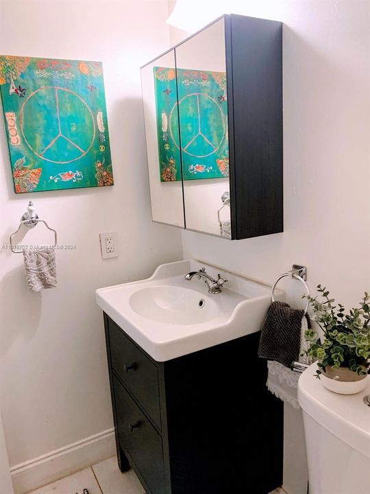 Recently Rented: $1,900 (0 beds, 1 baths, 0 Square Feet)