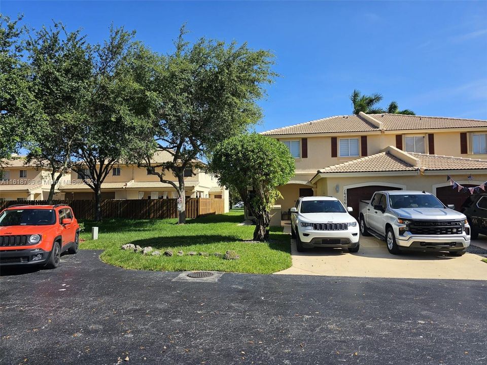 Recently Sold: $535,000 (3 beds, 2 baths, 1644 Square Feet)